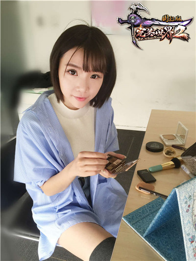 图片: 图6：清纯的《完美国际2》Coser.jpg